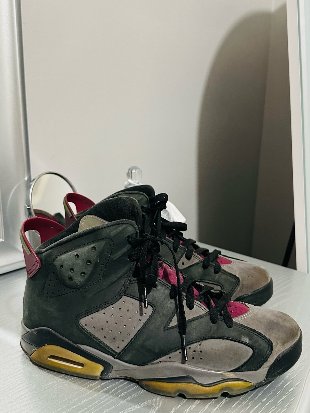 Jordan 6 Retro sneakers in US 8.5 #basketball #retro